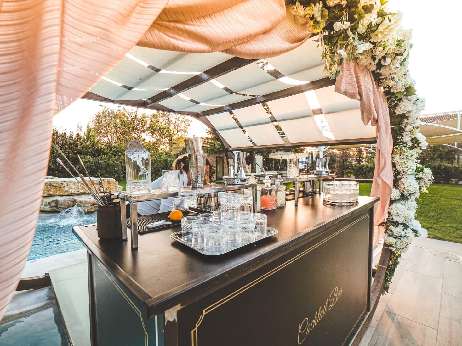 Mobile bartender